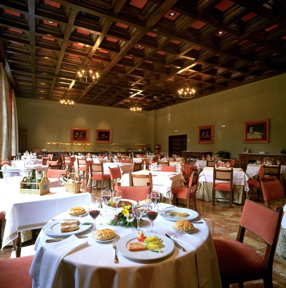 Parador De Tordesillas Extérieur photo