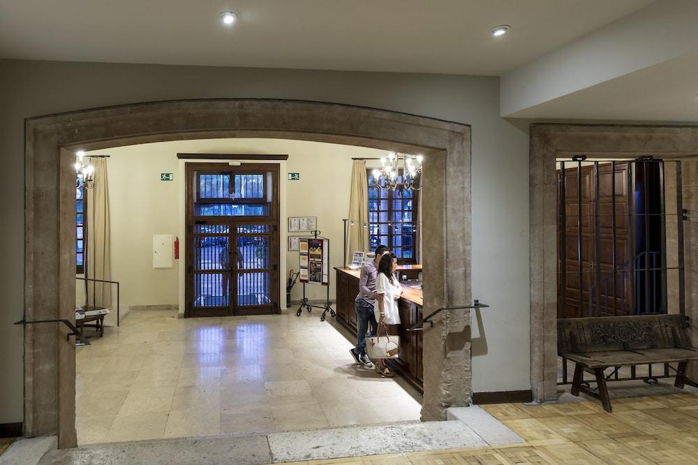Parador De Tordesillas Extérieur photo