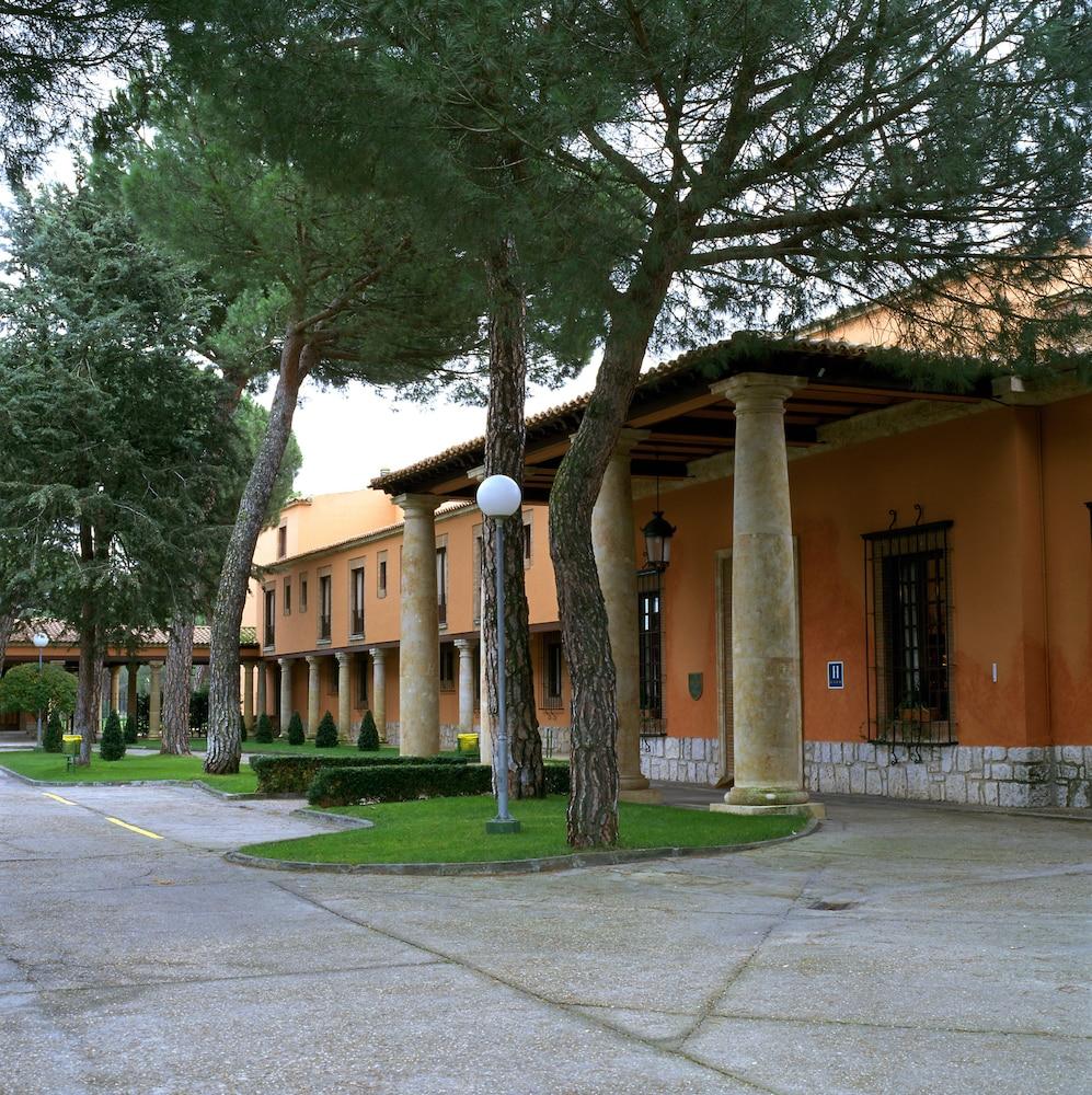 Parador De Tordesillas Extérieur photo