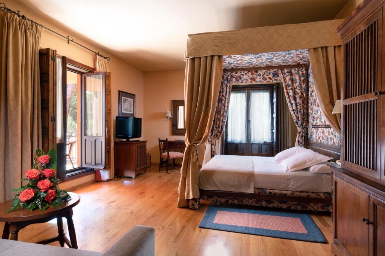 Parador De Tordesillas Extérieur photo